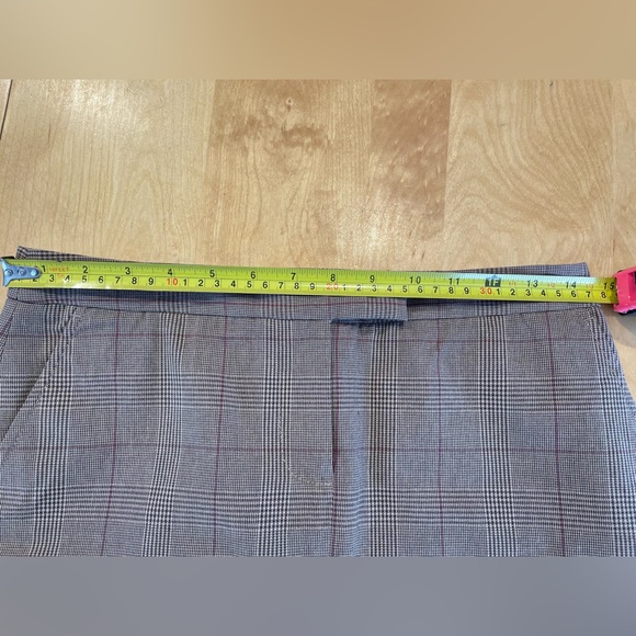 TOMMY HILFIGER MINI SKIRT SIZE4 - Picture 10 of 11